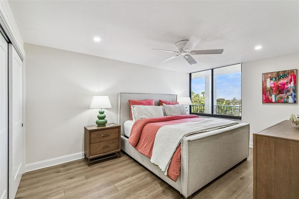 En Venta: $949,900 (2 camas, 2 baños, 1180 Pies cuadrados)