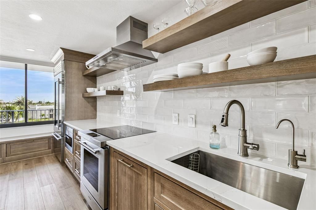 En Venta: $949,900 (2 camas, 2 baños, 1180 Pies cuadrados)