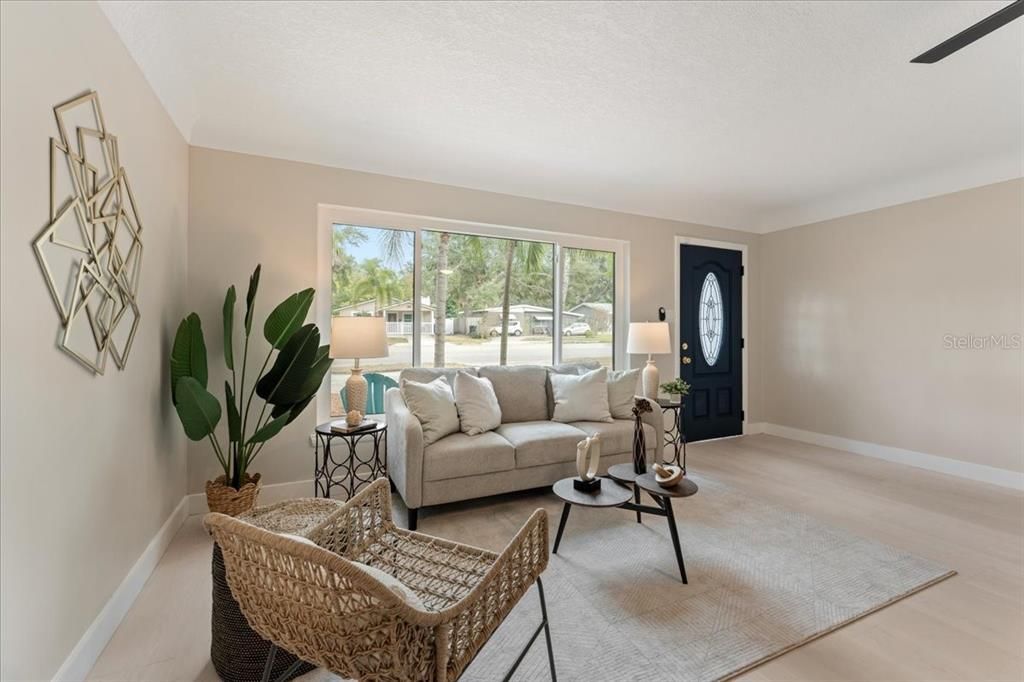 For Sale: $374,900 (3 beds, 1 baths, 1216 Square Feet)