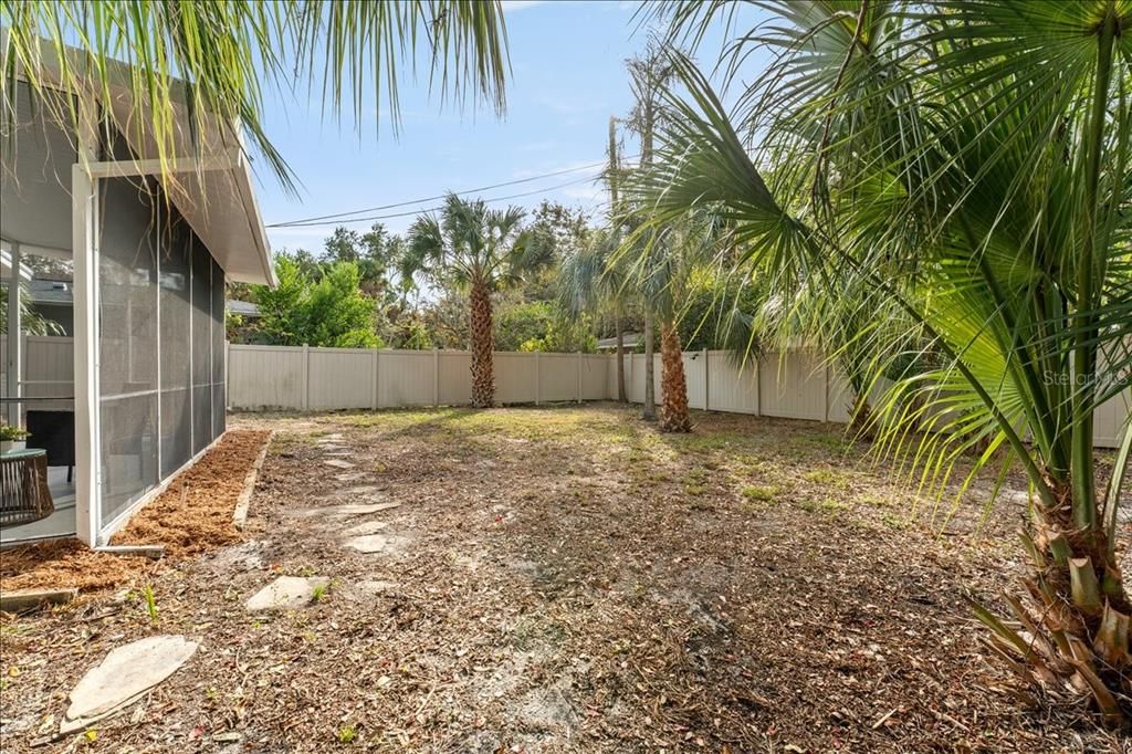 For Sale: $374,900 (3 beds, 1 baths, 1216 Square Feet)