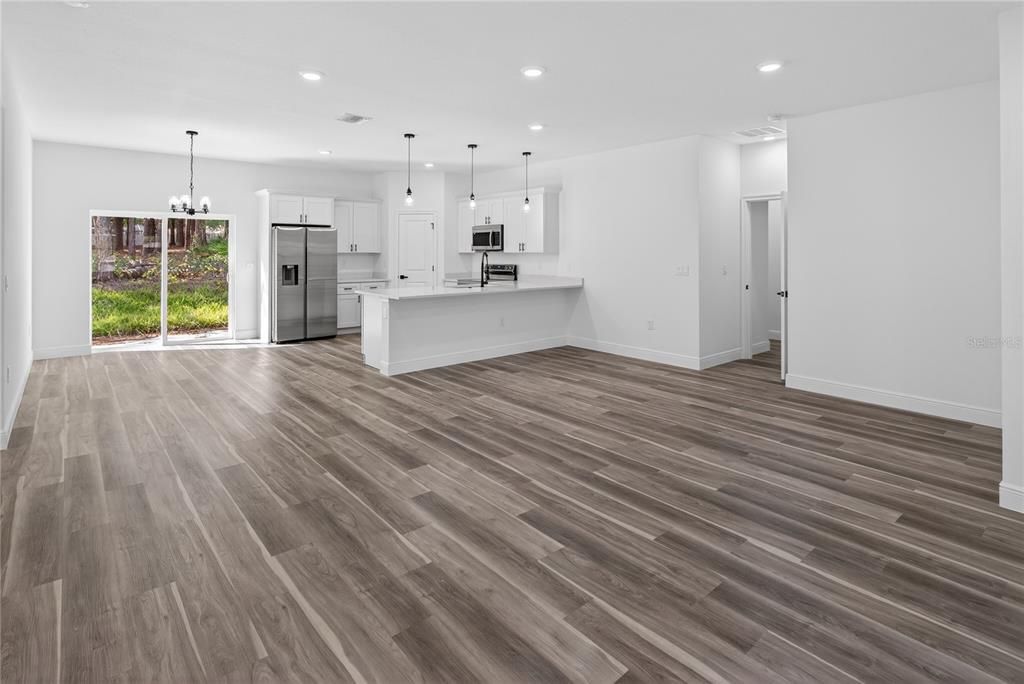 En Renta: $2,100 (3 camas, 2 baños, 1833 Pies cuadrados)