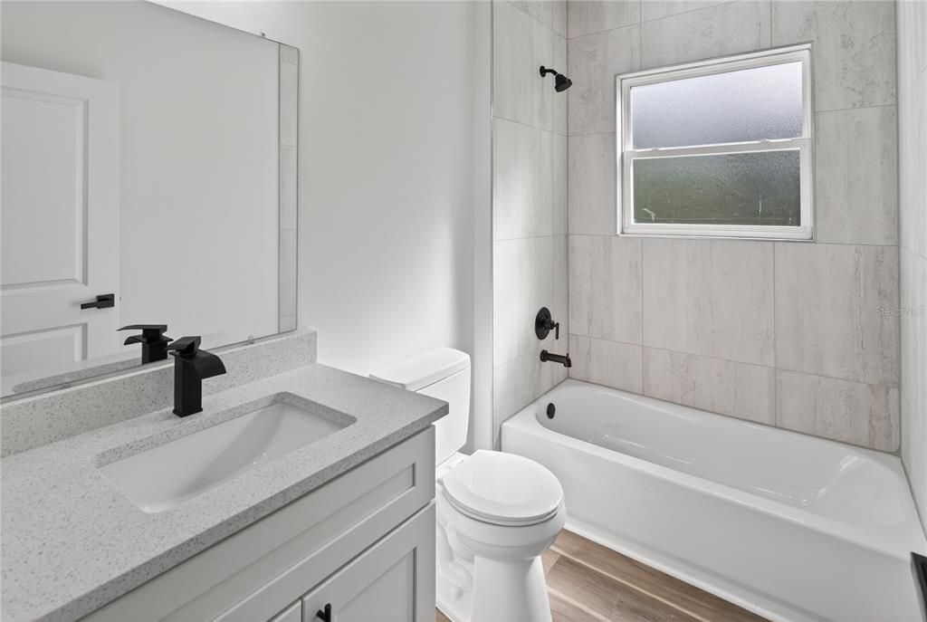 En Renta: $2,100 (3 camas, 2 baños, 1833 Pies cuadrados)