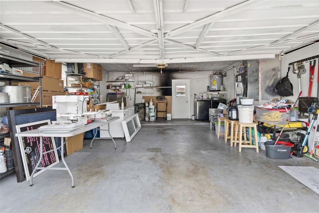 For Sale: $550,000 (4 beds, 2 baths, 1802 Square Feet)