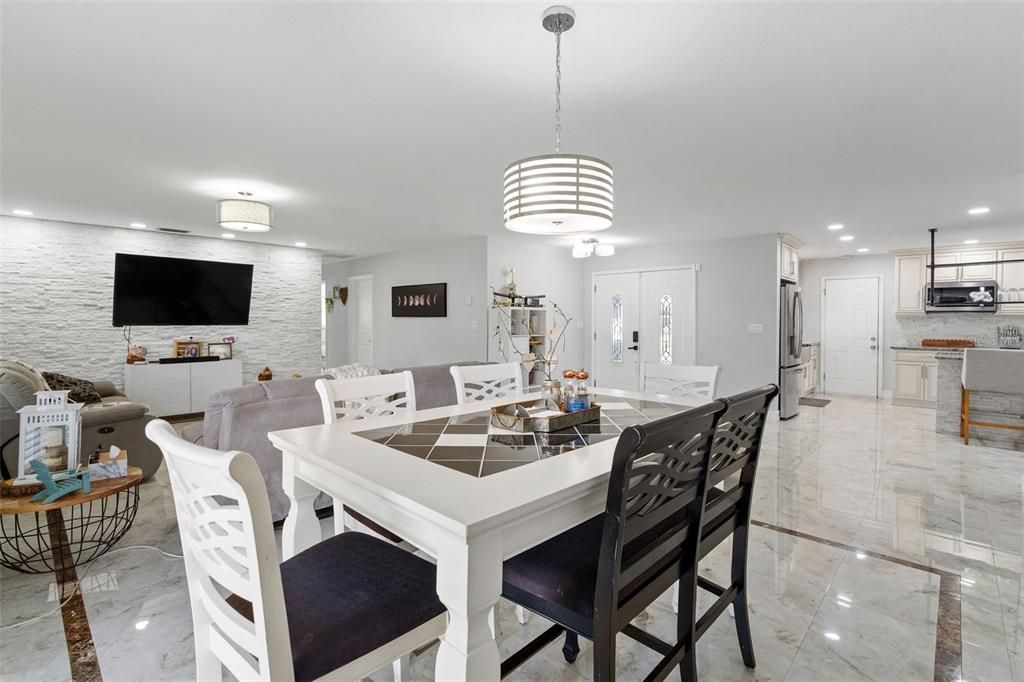 For Sale: $550,000 (4 beds, 2 baths, 1802 Square Feet)