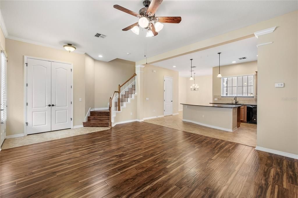 For Sale: $499,000 (2 beds, 2 baths, 1655 Square Feet)