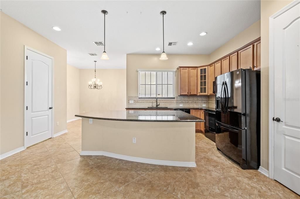 For Sale: $499,000 (2 beds, 2 baths, 1655 Square Feet)