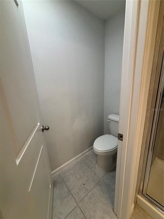 For Rent: $2,300 (3 beds, 2 baths, 1679 Square Feet)