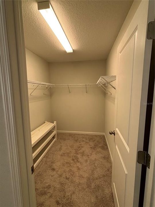 For Rent: $2,300 (3 beds, 2 baths, 1679 Square Feet)