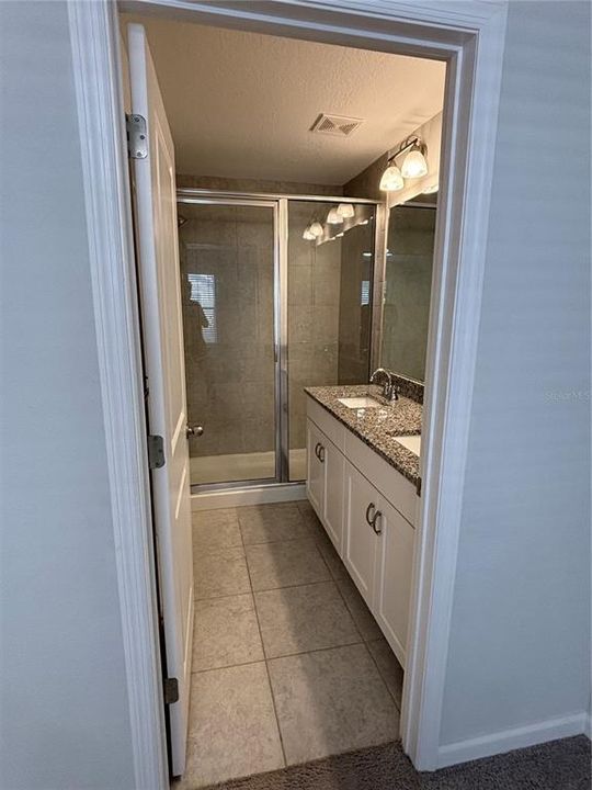 For Rent: $2,300 (3 beds, 2 baths, 1679 Square Feet)