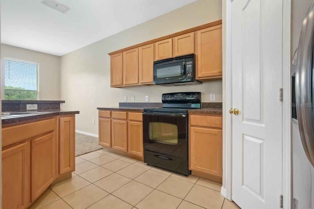 En Venta: $350,000 (3 camas, 2 baños, 1699 Pies cuadrados)