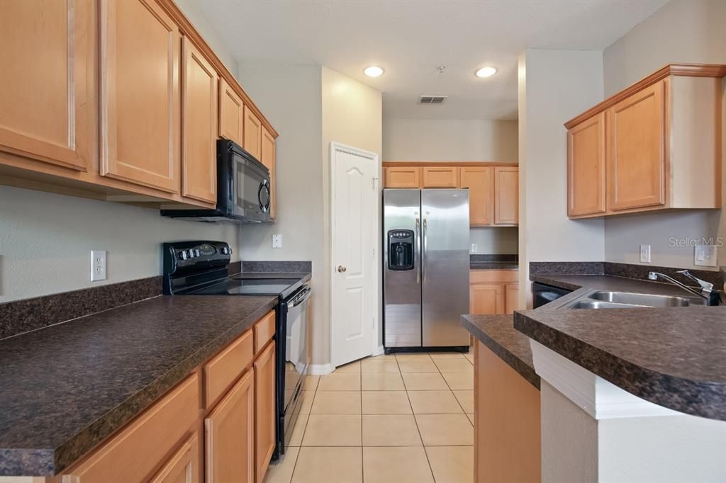 En Venta: $350,000 (3 camas, 2 baños, 1699 Pies cuadrados)