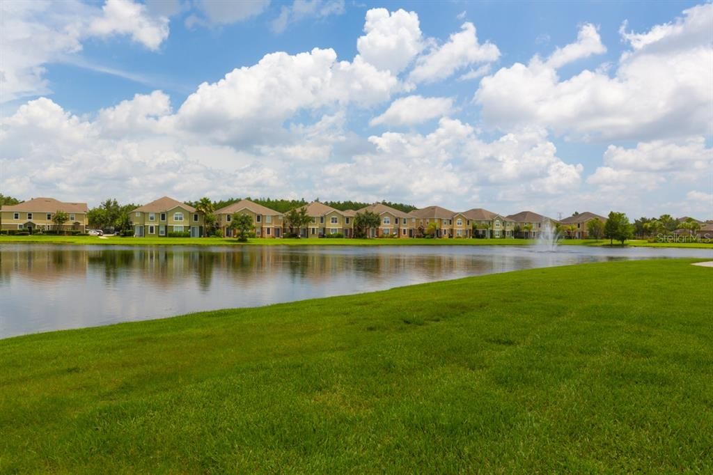 En Venta: $350,000 (3 camas, 2 baños, 1699 Pies cuadrados)