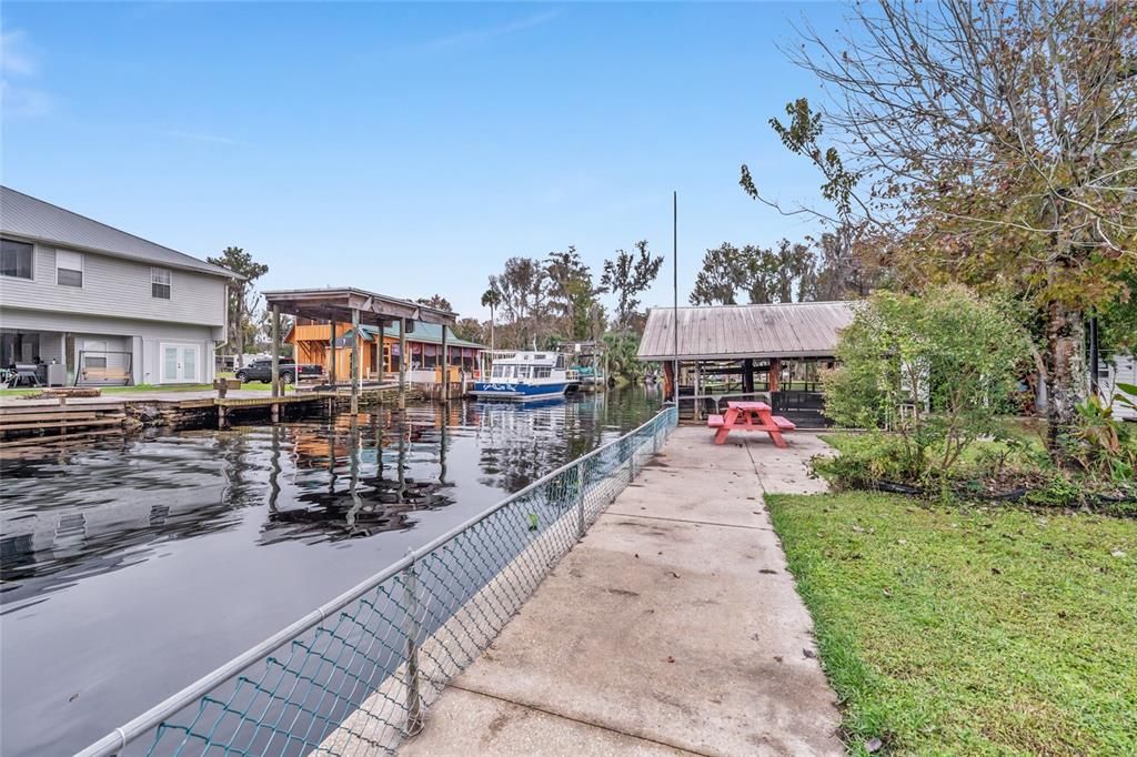 На продажу: $297,000 (2 спален, 2 ванн, 1516 Квадратных фут)