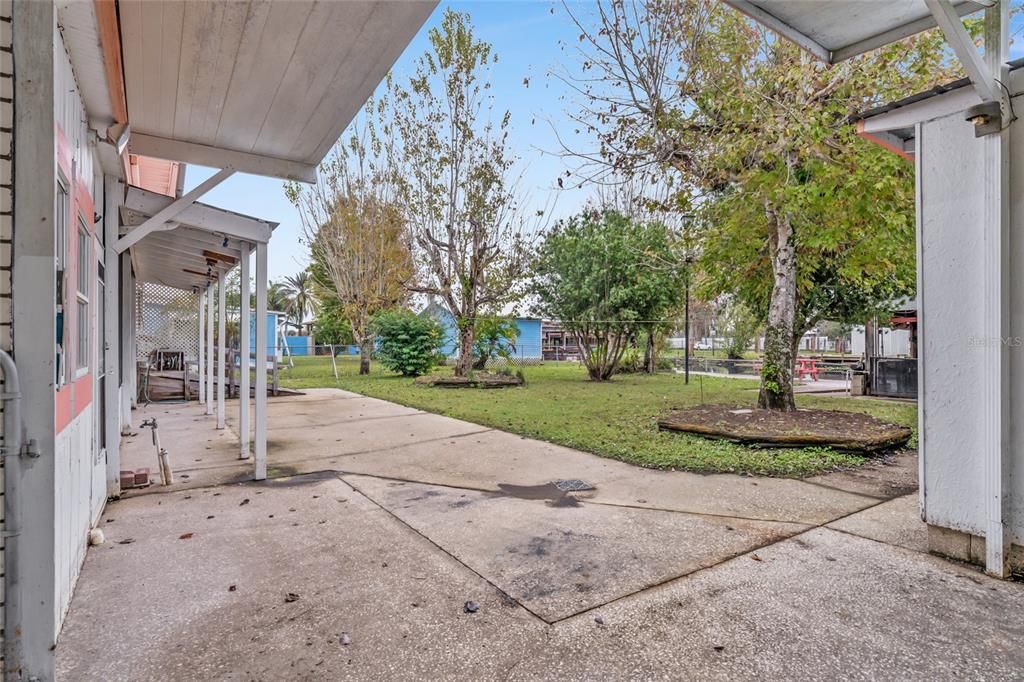 На продажу: $297,000 (2 спален, 2 ванн, 1516 Квадратных фут)