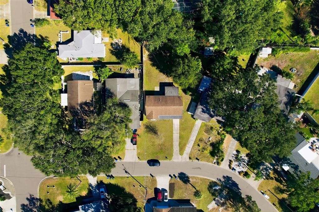 На продажу: $330,000 (2 спален, 1 ванн, 864 Квадратных фут)