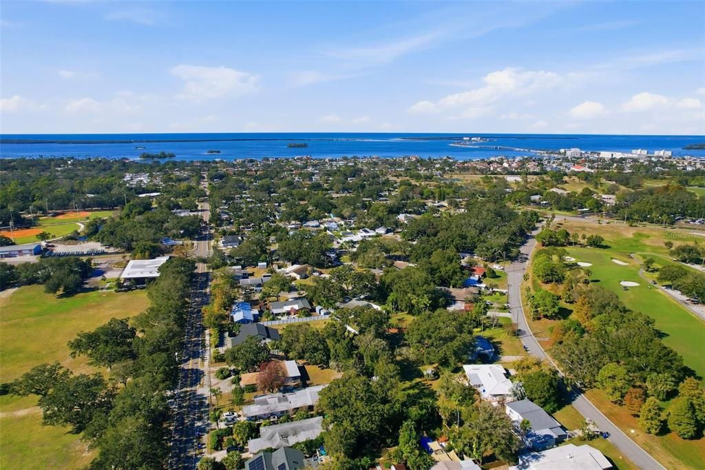 На продажу: $330,000 (2 спален, 1 ванн, 864 Квадратных фут)