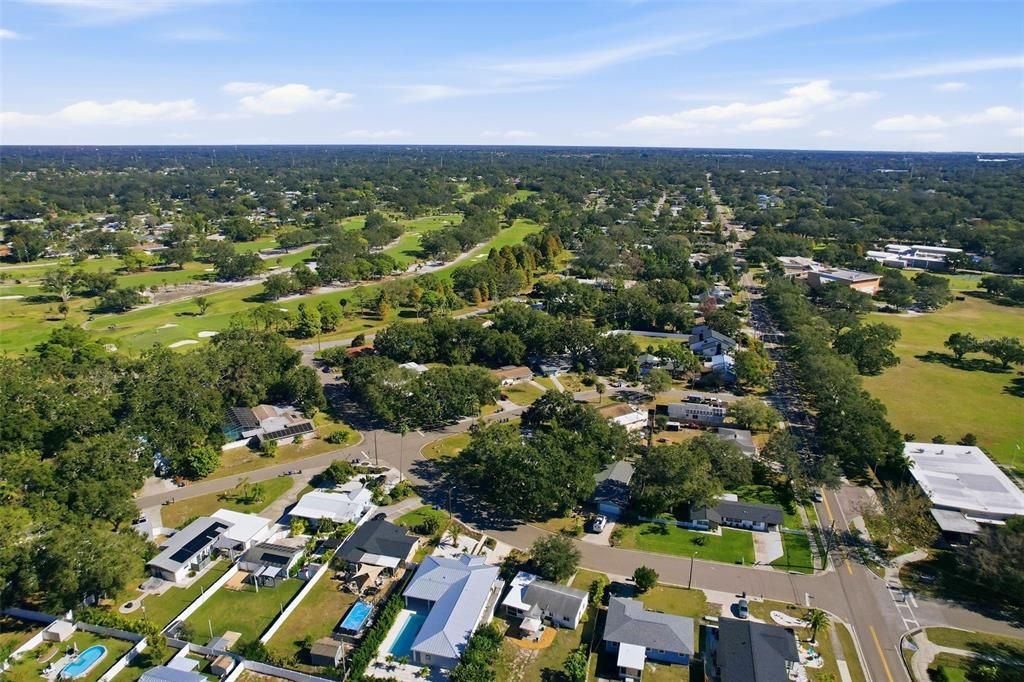 На продажу: $330,000 (2 спален, 1 ванн, 864 Квадратных фут)