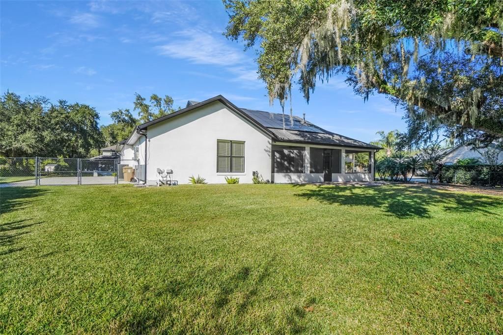 En Venta: $550,000 (4 camas, 2 baños, 2196 Pies cuadrados)