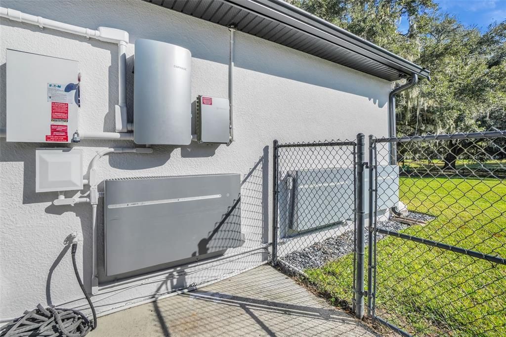 En Venta: $550,000 (4 camas, 2 baños, 2196 Pies cuadrados)