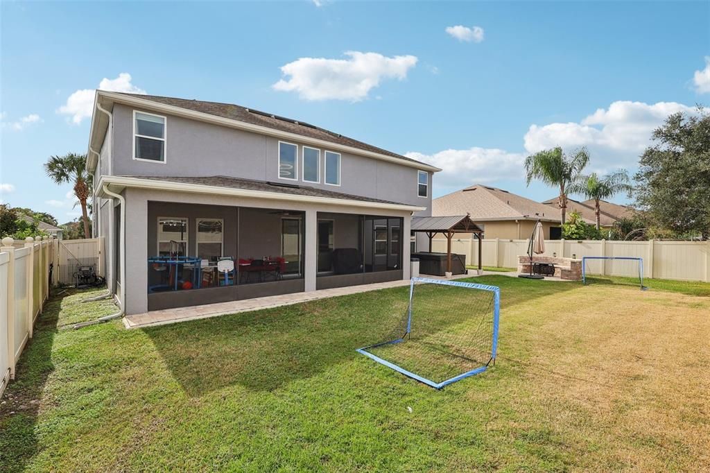 For Sale: $700,000 (4 beds, 3 baths, 3805 Square Feet)