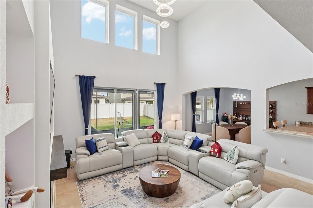 For Sale: $700,000 (4 beds, 3 baths, 3805 Square Feet)