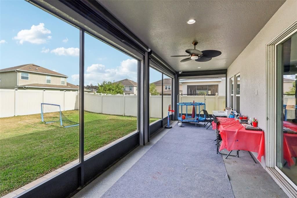 For Sale: $700,000 (4 beds, 3 baths, 3805 Square Feet)