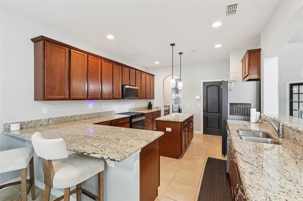 For Sale: $700,000 (4 beds, 3 baths, 3805 Square Feet)