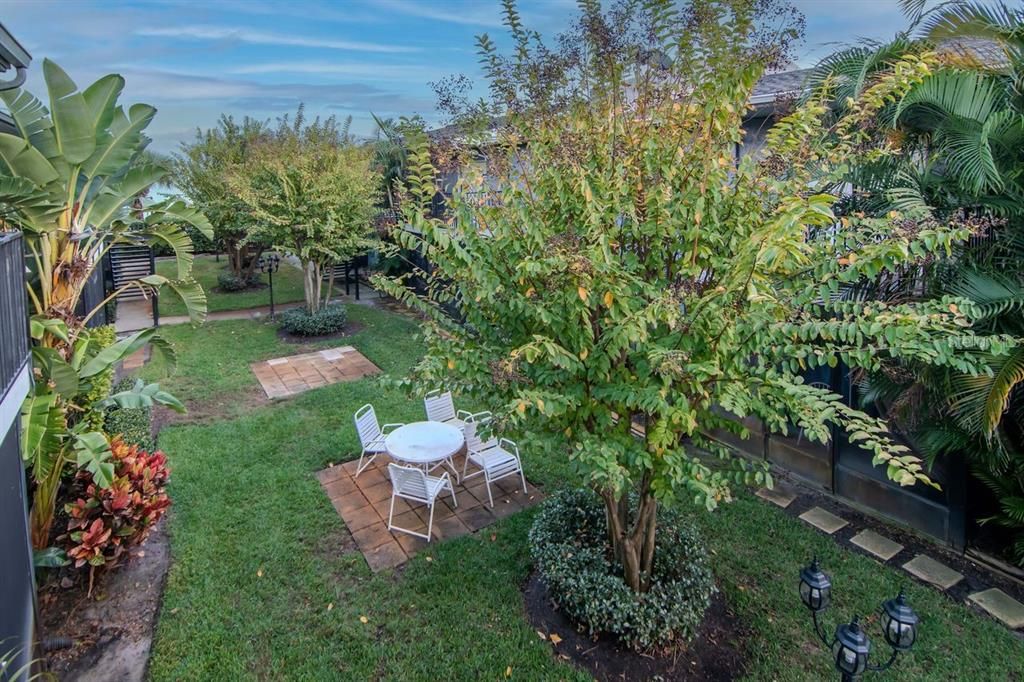 En Venta: $179,900 (2 camas, 2 baños, 834 Pies cuadrados)