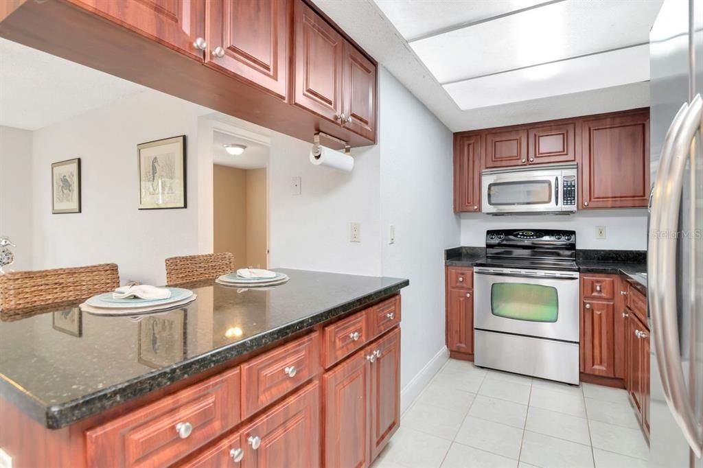 En Venta: $179,900 (2 camas, 2 baños, 834 Pies cuadrados)