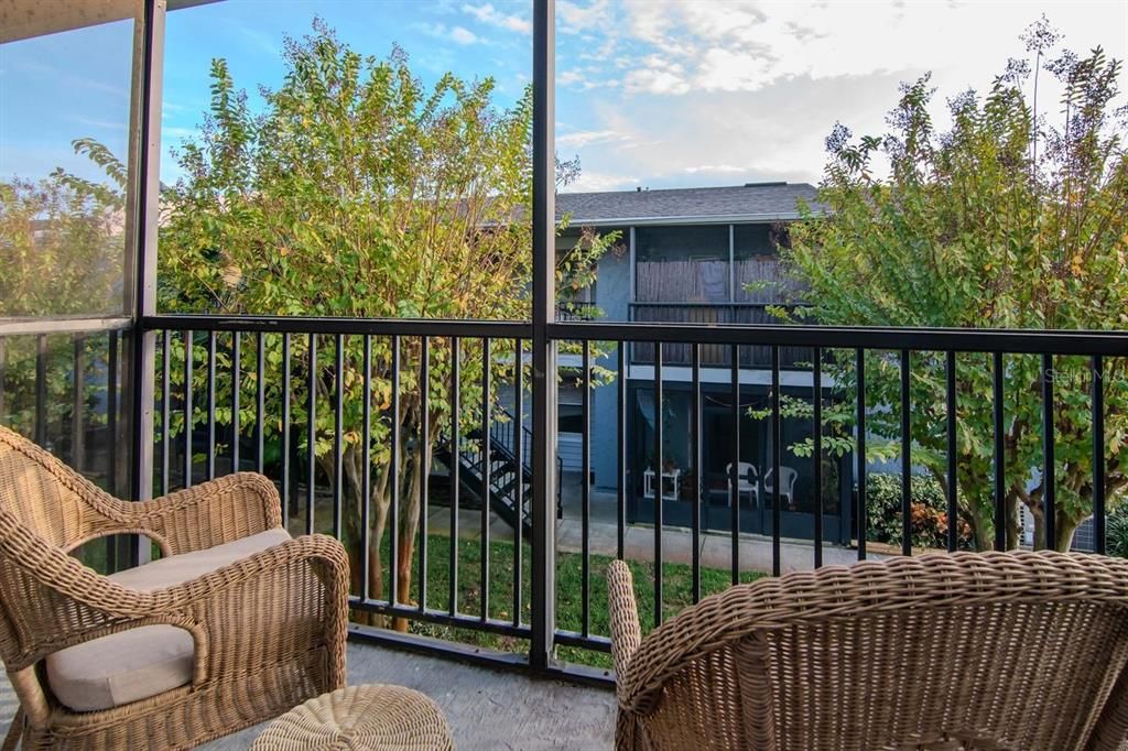 En Venta: $179,900 (2 camas, 2 baños, 834 Pies cuadrados)