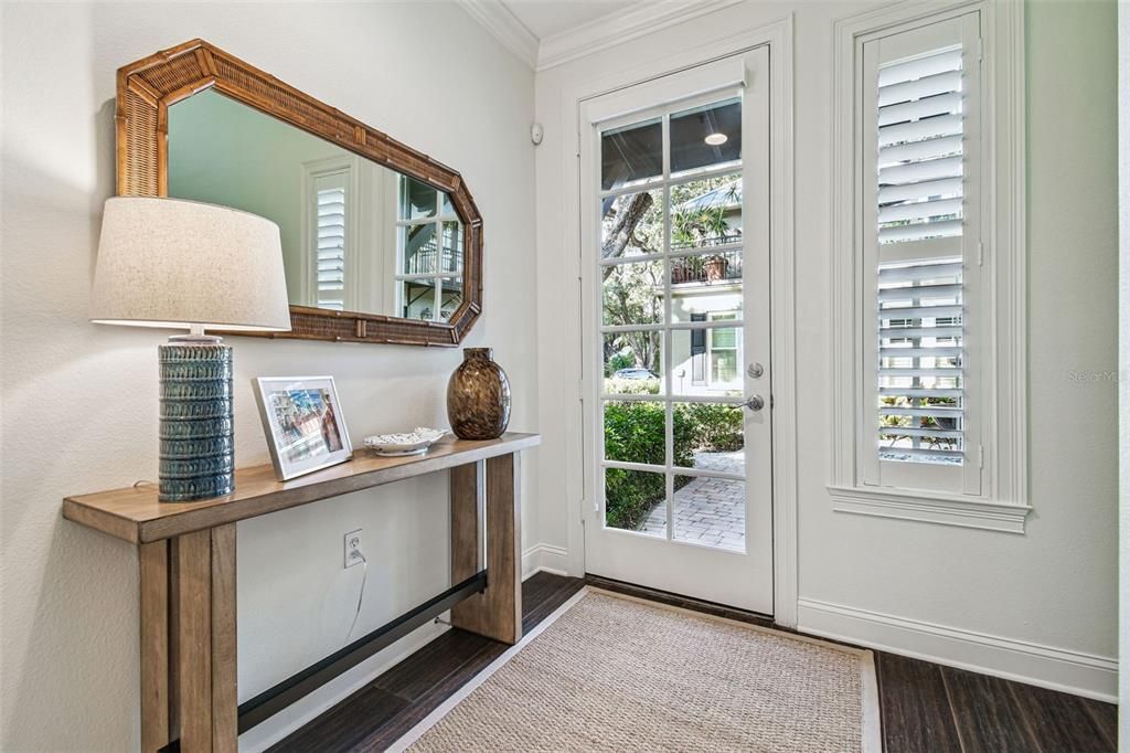 For Sale: $989,000 (3 beds, 2 baths, 2098 Square Feet)