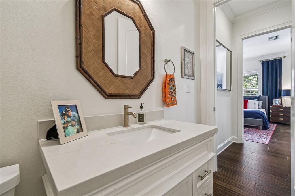 For Sale: $989,000 (3 beds, 2 baths, 2098 Square Feet)