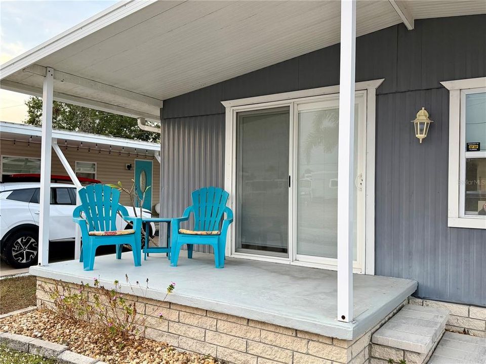 For Sale: $139,900 (2 beds, 2 baths, 1152 Square Feet)