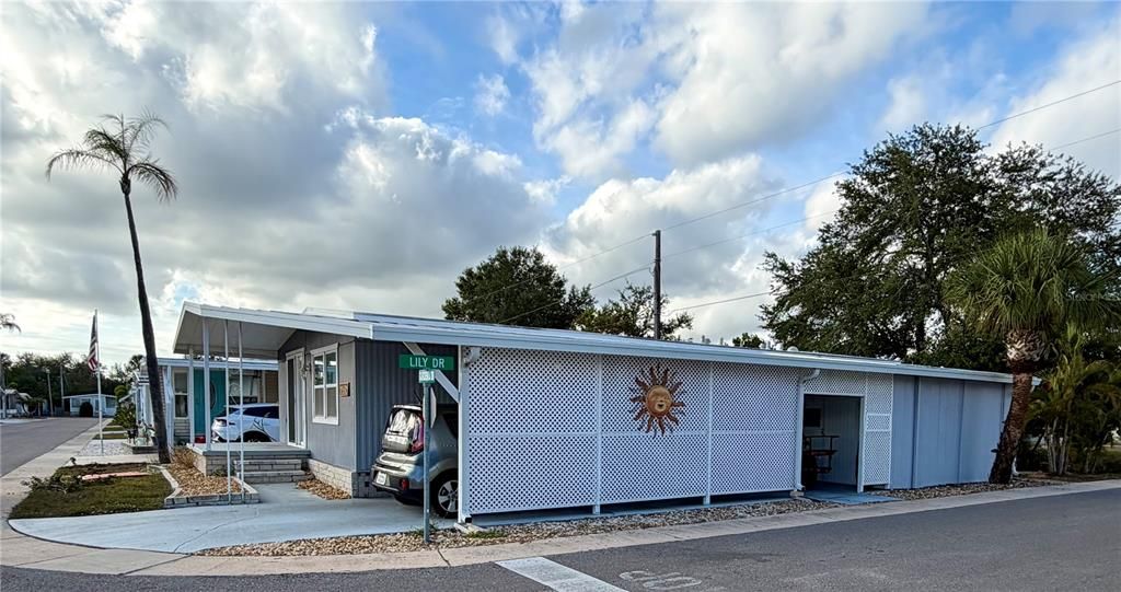 For Sale: $139,900 (2 beds, 2 baths, 1152 Square Feet)