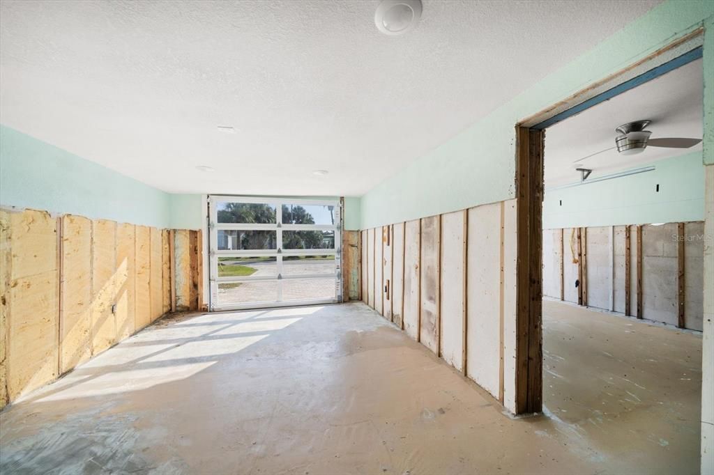 En Venta: $650,000 (3 camas, 2 baños, 1942 Pies cuadrados)