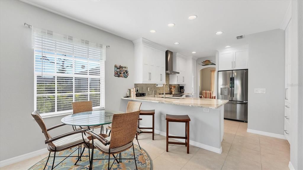 待售: $239,900 (2 贝兹, 2 浴室, 1188 平方英尺)