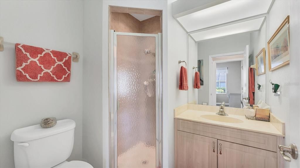 待售: $239,900 (2 贝兹, 2 浴室, 1188 平方英尺)