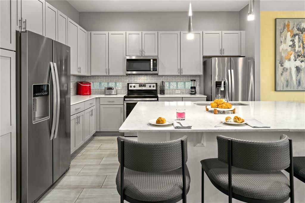 На продажу: $975,000 (11 спален, 11 ванн, 4887 Квадратных фут)