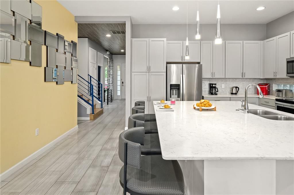 На продажу: $975,000 (11 спален, 11 ванн, 4887 Квадратных фут)