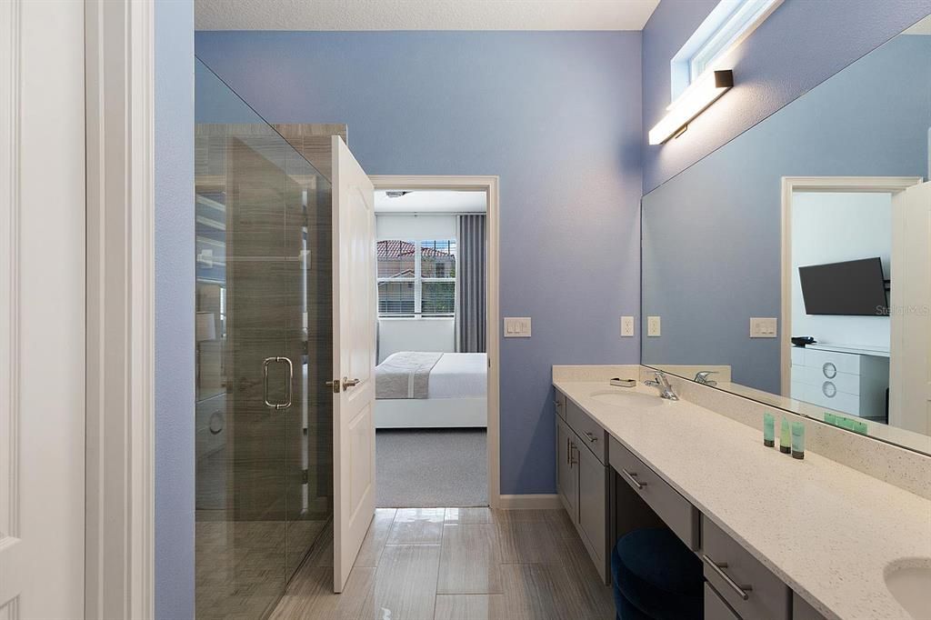 На продажу: $975,000 (11 спален, 11 ванн, 4887 Квадратных фут)