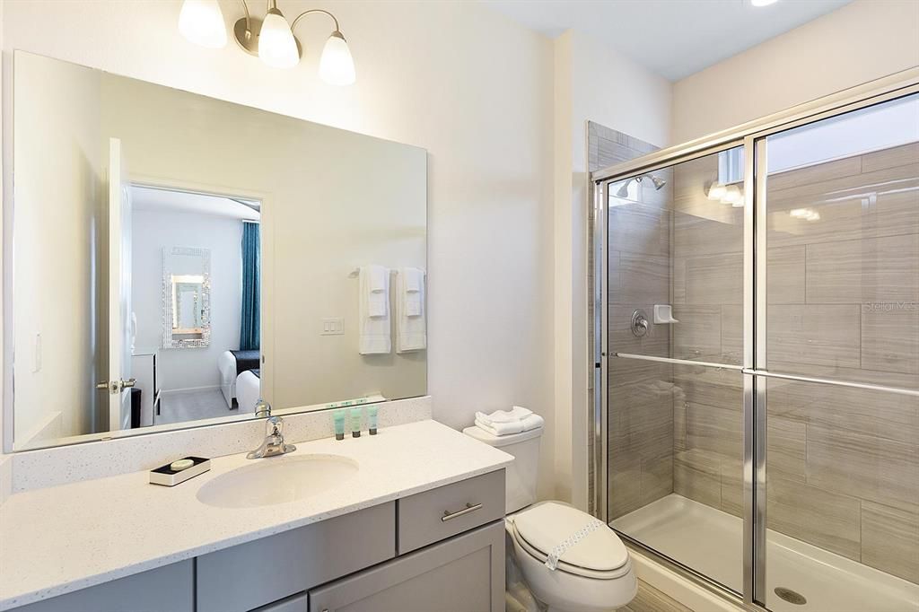 На продажу: $975,000 (11 спален, 11 ванн, 4887 Квадратных фут)