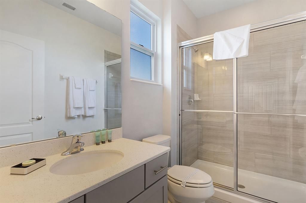 На продажу: $975,000 (11 спален, 11 ванн, 4887 Квадратных фут)