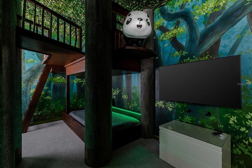 На продажу: $975,000 (11 спален, 11 ванн, 4887 Квадратных фут)