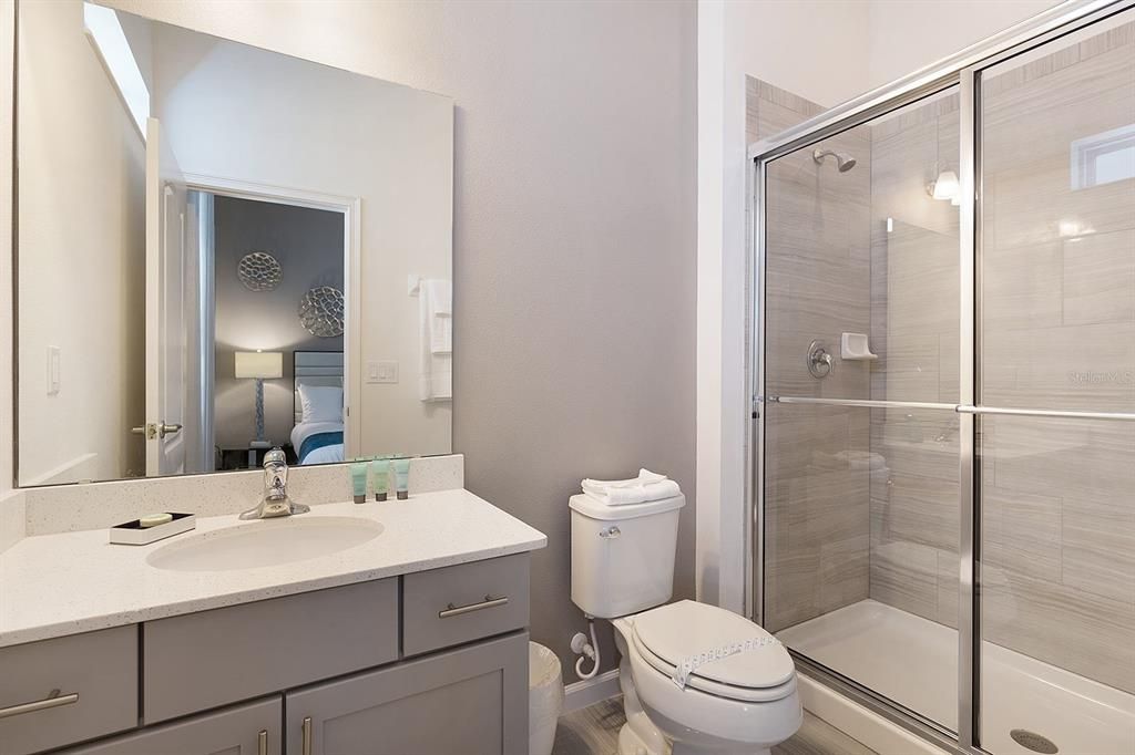 На продажу: $975,000 (11 спален, 11 ванн, 4887 Квадратных фут)