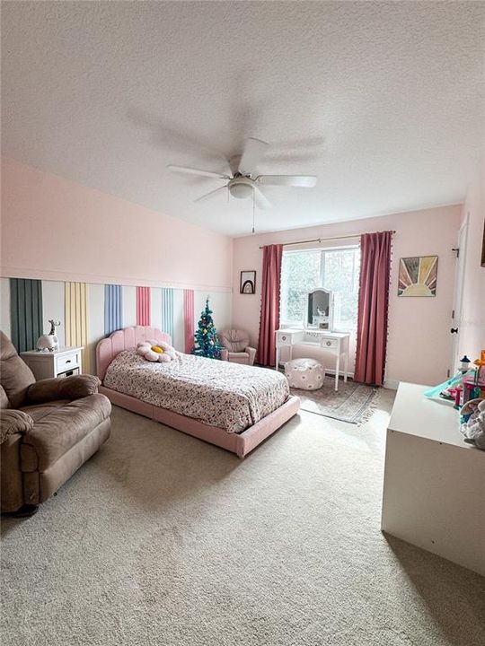 待售: $615,000 (4 贝兹, 2 浴室, 2900 平方英尺)