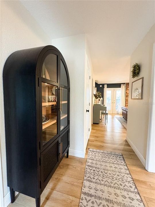 待售: $615,000 (4 贝兹, 2 浴室, 2900 平方英尺)