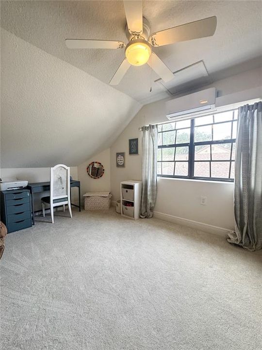 待售: $615,000 (4 贝兹, 2 浴室, 2900 平方英尺)