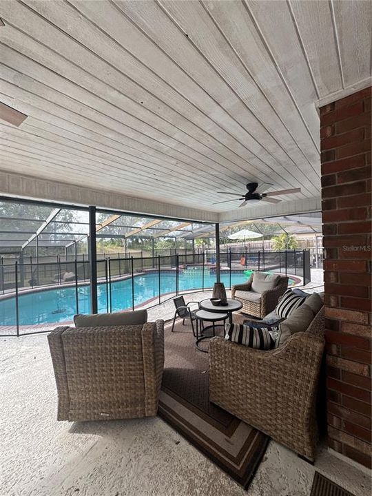 待售: $615,000 (4 贝兹, 2 浴室, 2900 平方英尺)