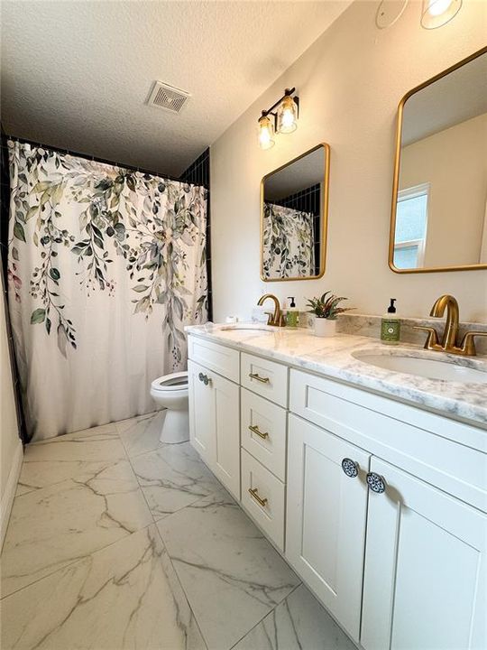 待售: $615,000 (4 贝兹, 2 浴室, 2900 平方英尺)