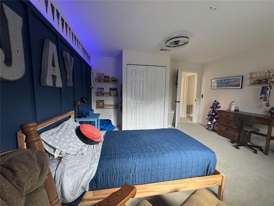 待售: $615,000 (4 贝兹, 2 浴室, 2900 平方英尺)